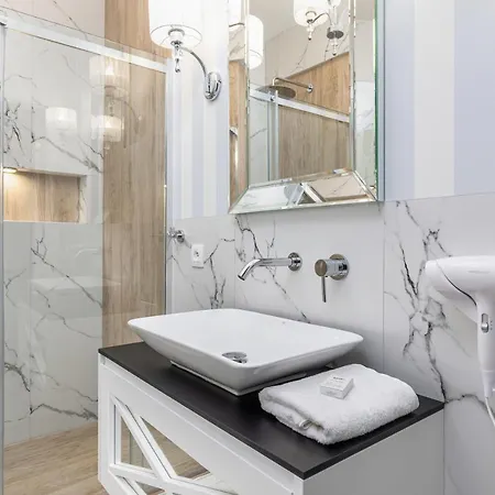 Apartment Prestizowe Natural Darlowko By Renters