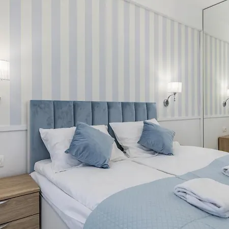 Apartment Prestizowe Natural Darlowko By Renters